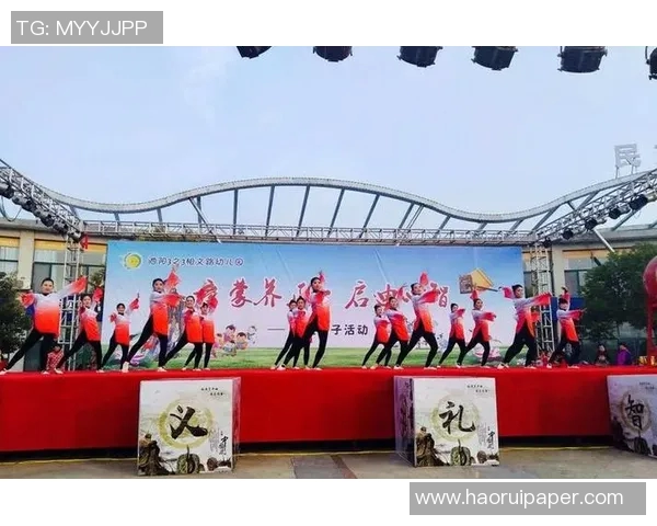 足球明星感恩父母一路陪伴支持助力自己成就梦想的心路历程